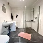 Urban Bis Zu 5 Personen Апартаменти
