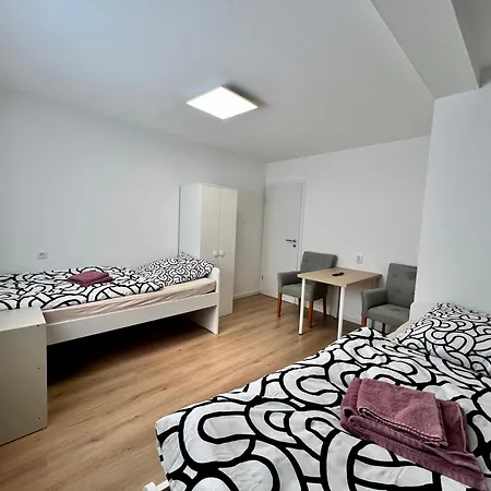 3-zimmer-wohnung Für Bis Zu 5 Personen - Nähe Flughafen *